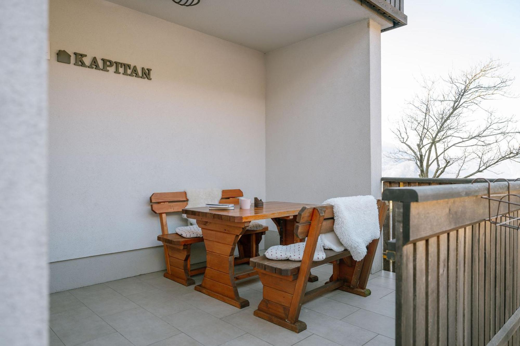 Apartment Kapitan With Climbing Wall Kobarid Exterior photo